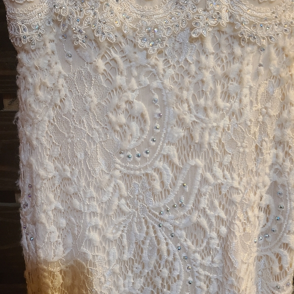 Cecily Brown Wedding/Prom Floor Length Formal Dress. Size 0 - Picture 11 of 13